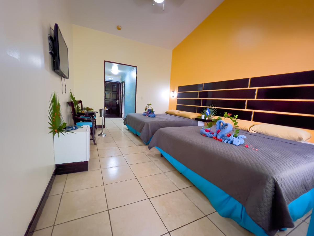 Fantasy Island Beach Resort And Marina First Bight Εξωτερικό φωτογραφία