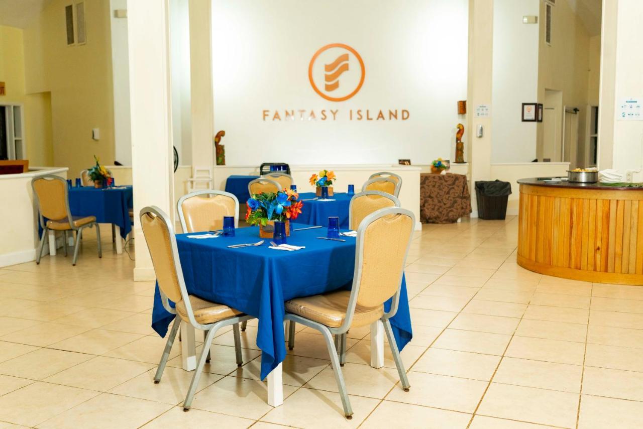 Fantasy Island Beach Resort And Marina First Bight Εξωτερικό φωτογραφία